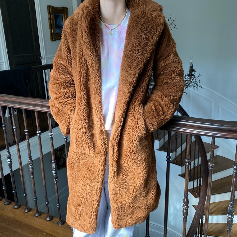 URBAN OUTFITTERS LONG BROWN TEDDY COAT